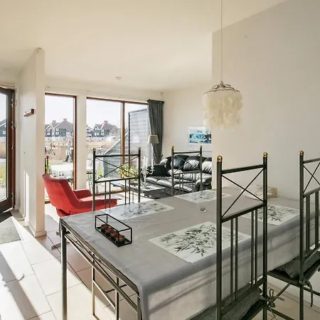 4 Person In Bogense-by Traum *